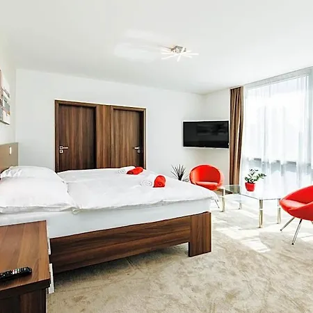 Hotel Pierre 3*
