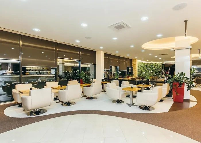 Hotel Pierre 3*